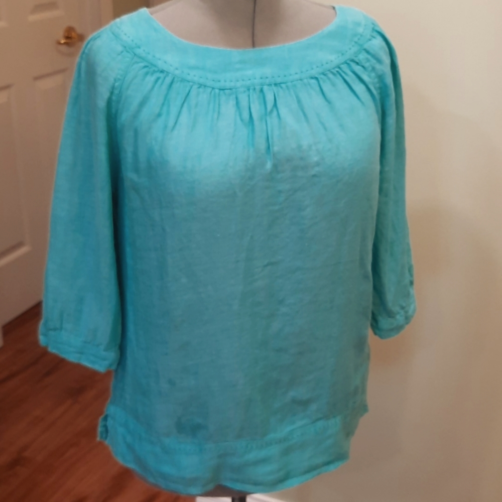 Linen top size Small 6-8, 3/4 sleeves very gently used Lands End